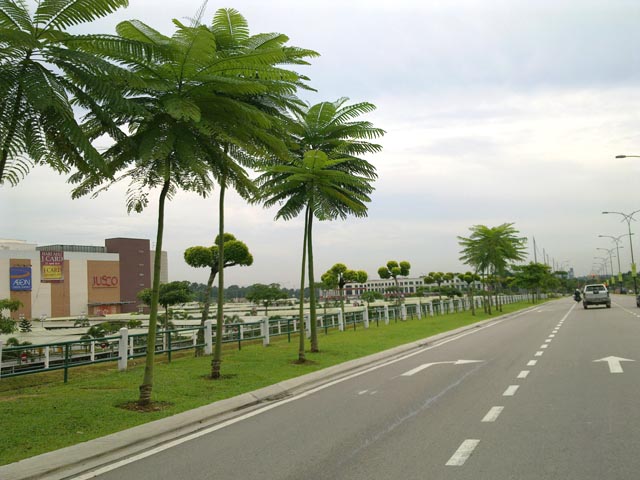 Walk with nice view to Jusco! 13